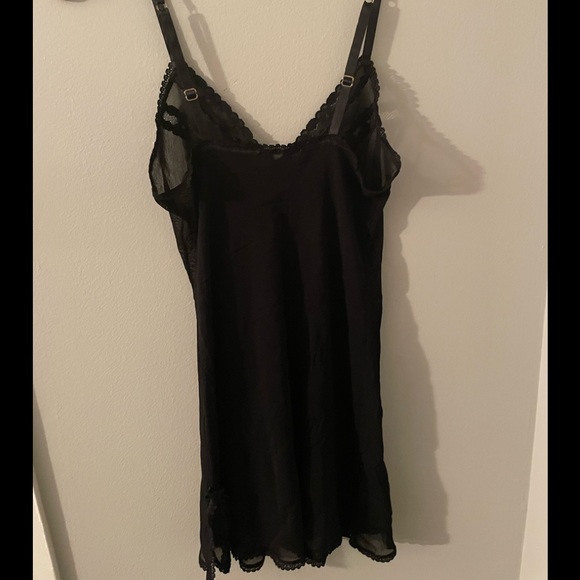 Sheer black negligeé with lace trim - Picture 7 of 7